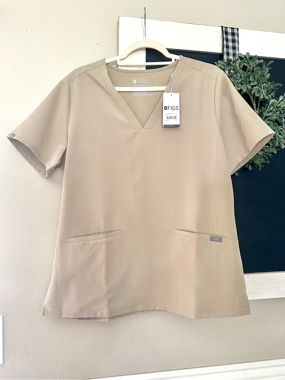 FIGS Sandstone Scrub Top